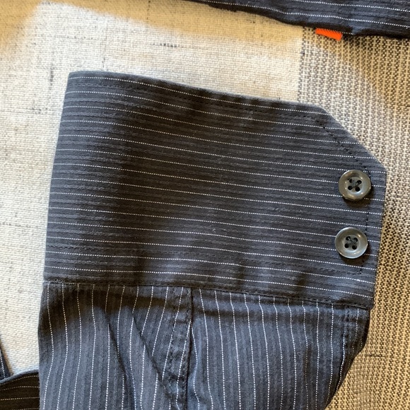 Men’s Boss Shirt - Picture 3 of 6